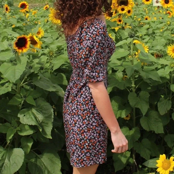 Floral puff sleeve mini dress - Picture 3 of 7